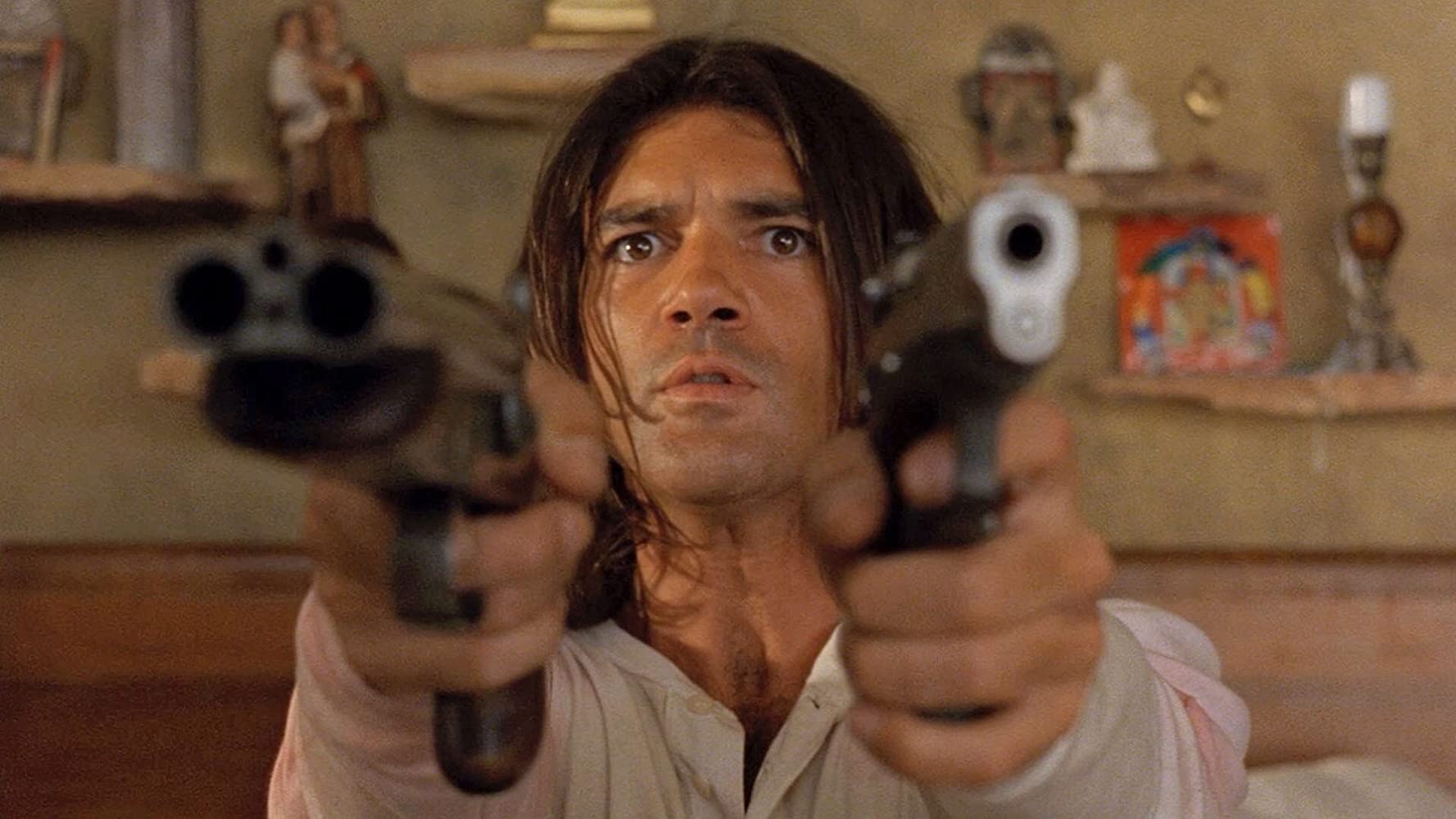 Antonio Banderas on the set of Desperado