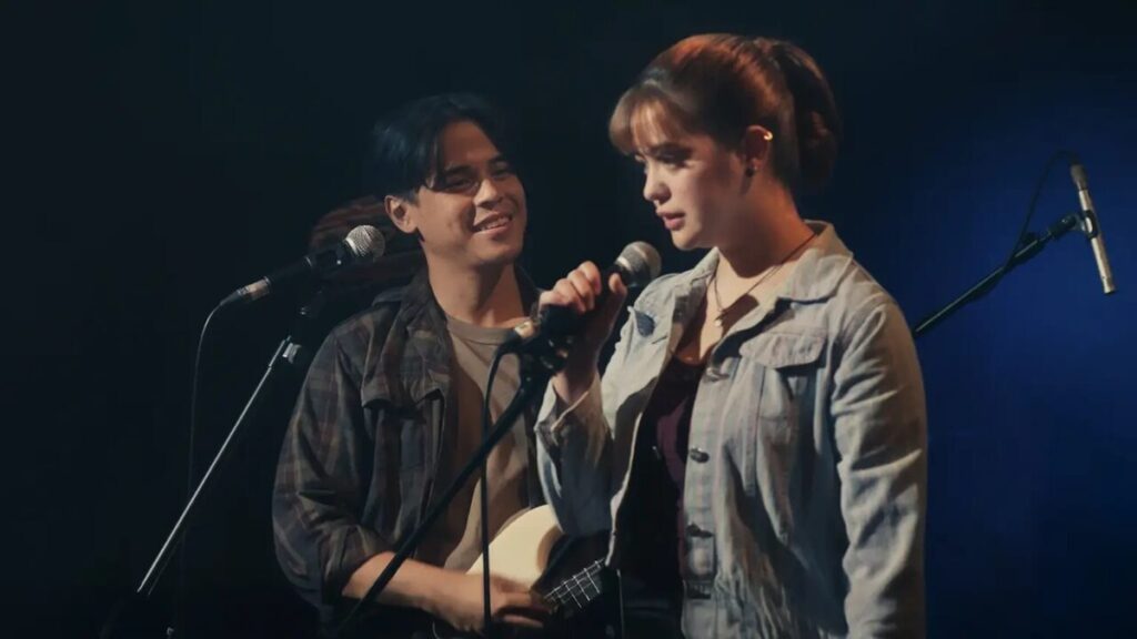 Khalil Ramos and Sue Ramirez in "One Hit Wonder"