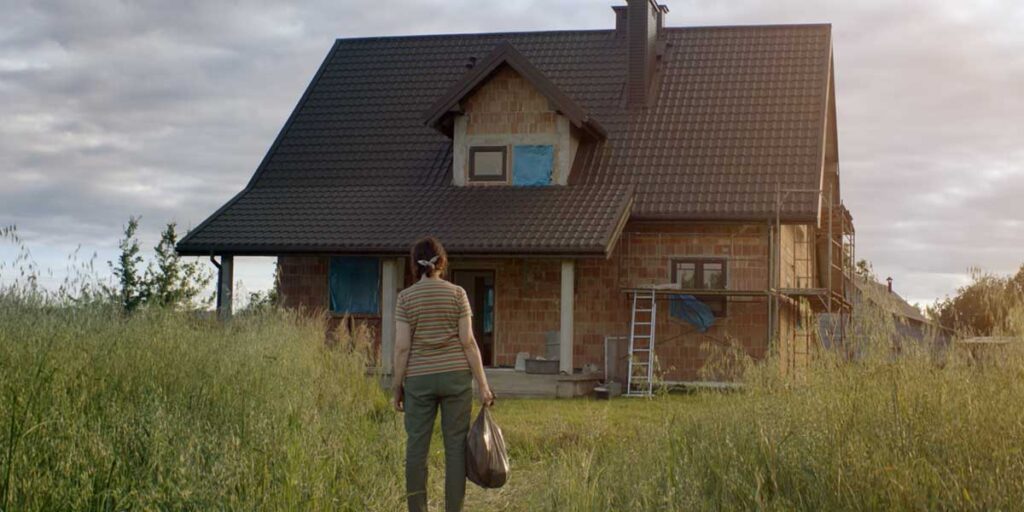 Mila returns to her hometown in a scene from 'Mama'