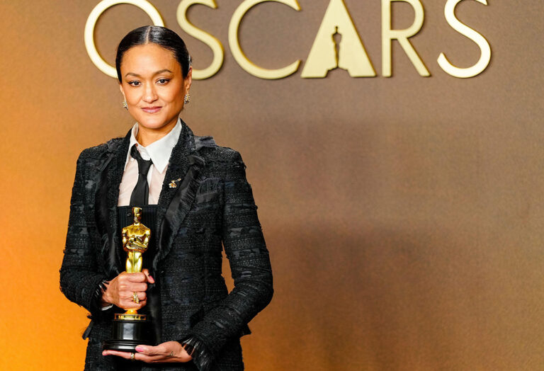 Autumn Durald Arkapaw makes history as the first of all female cinematographers to win an Oscar