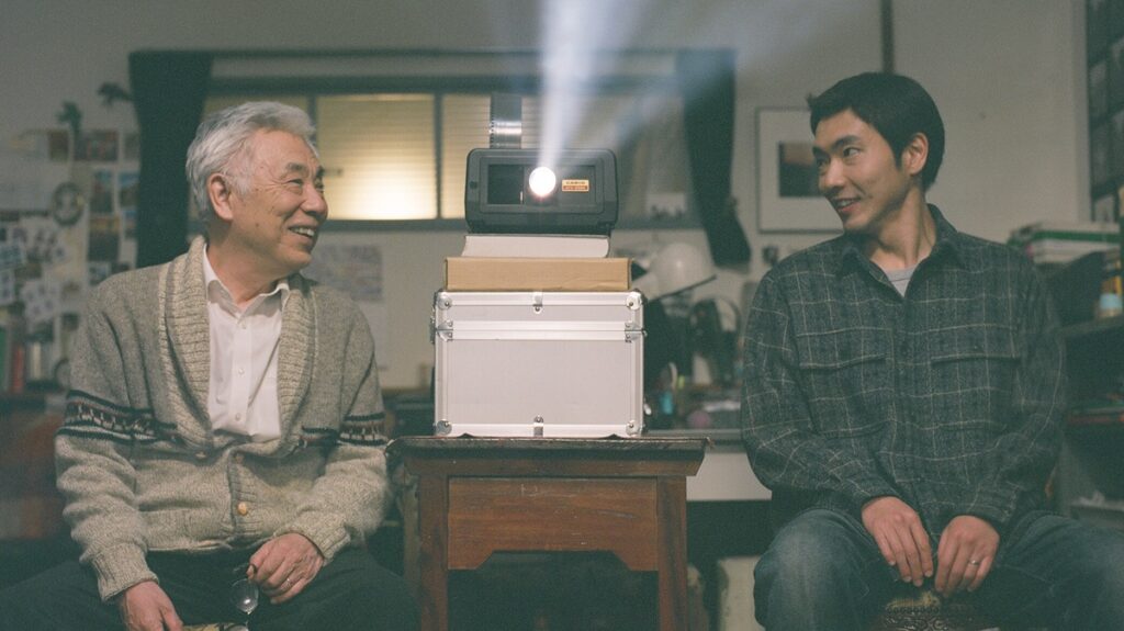 Makoto (Issey Ogata) and Yuta (Tasuku Emoto) in a scene from “Memorizu.”