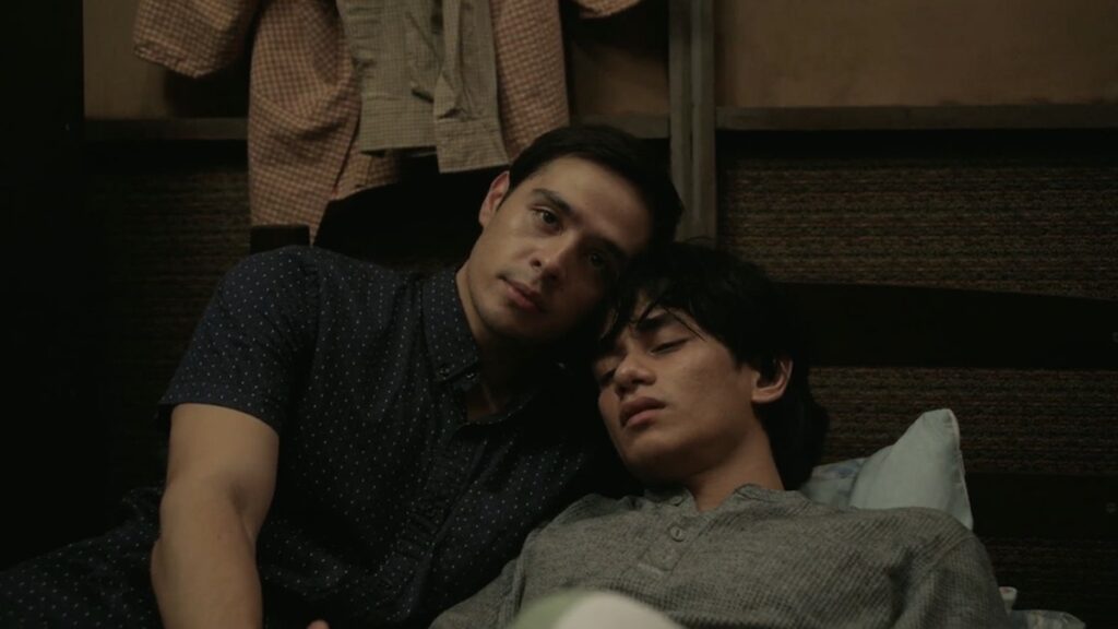 Martin del Rosario and Miguel Odron in a scene from "Tayo Lang Ang Nakakaalam."