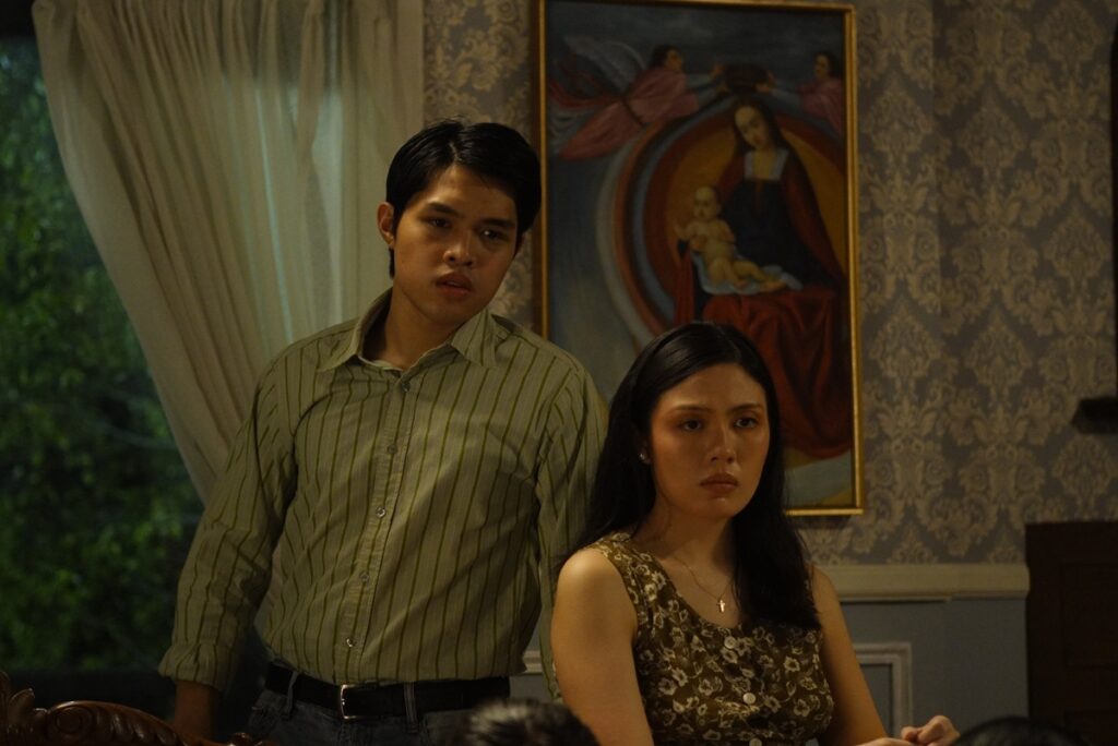 Elijah Canlas and Kakie Pangilinan in "EDJOP."
