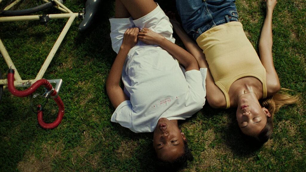 Cee Cee (Arianna Shannon) and Allie (Milan Deng).